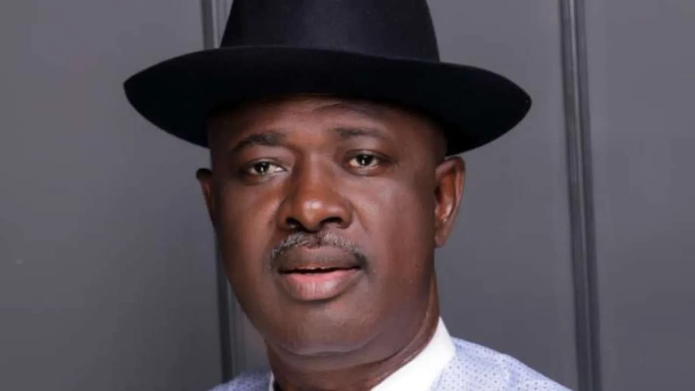 FG Bans Pipe Imports to Boost Local Production