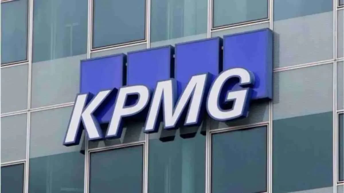 KPMG Backs Oil Industry Boost, Warns on $20 Cost Limit