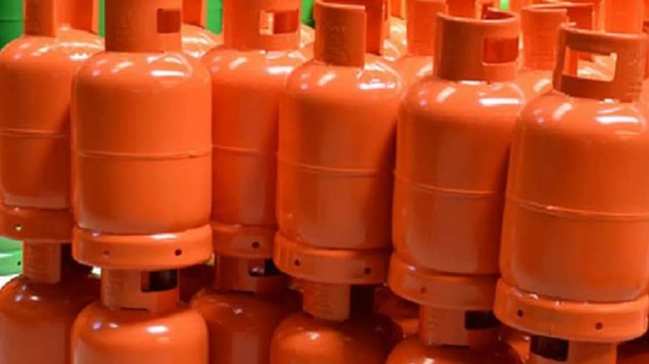 How Safe is Your Gas Cylinder? Lifespan and Replacement Tips for LPG and CNG