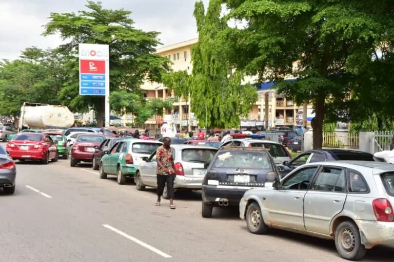 December Fuel Crisis: Facts and Forecasts