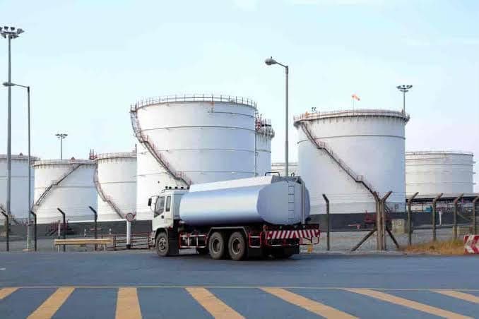 Gantry Petrol Prices Up ₦200 to ₦1,275/L a Week After Dangote Dollar Switch